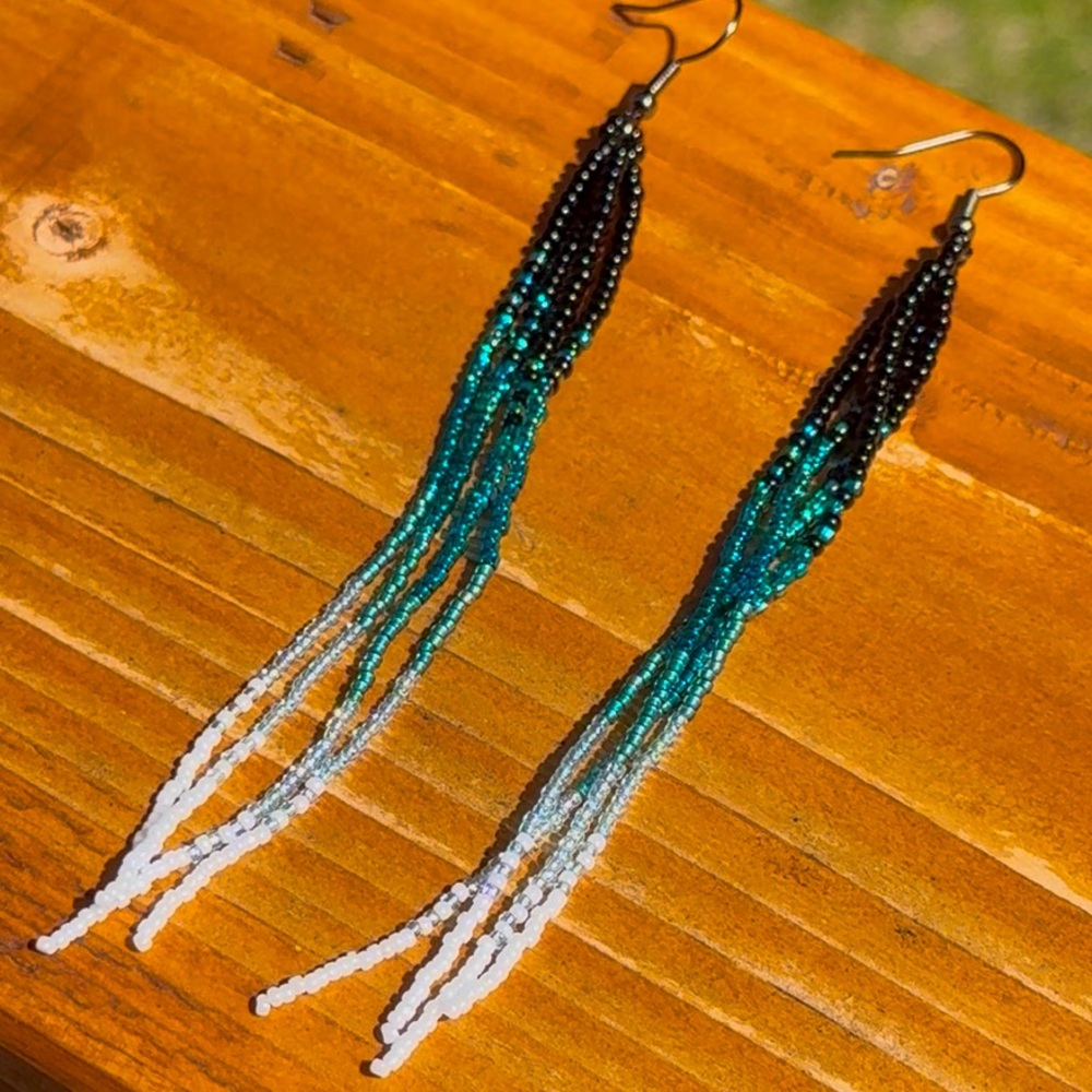 NWT Hand Beaded Fringe Style Earrings